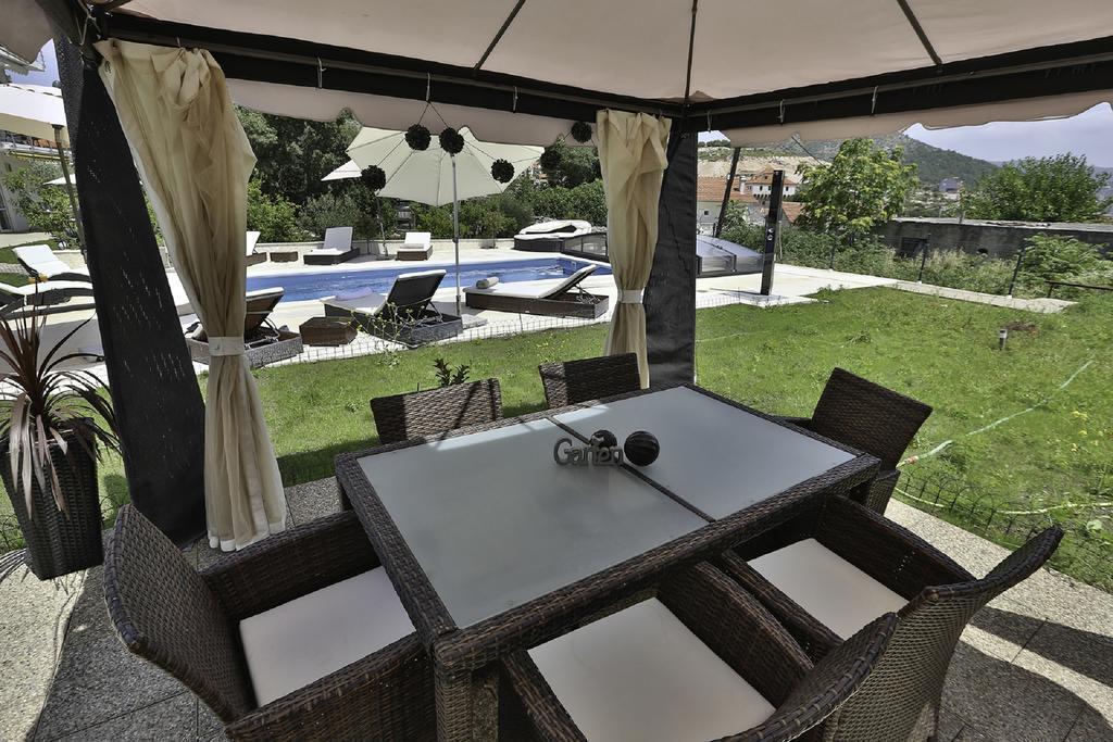 Villa Oleander Marina Exterior foto